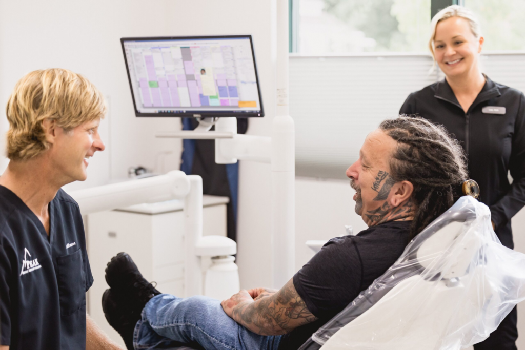Veneers vs Teeth Whitening: Which Option Is Best for Your Smile?