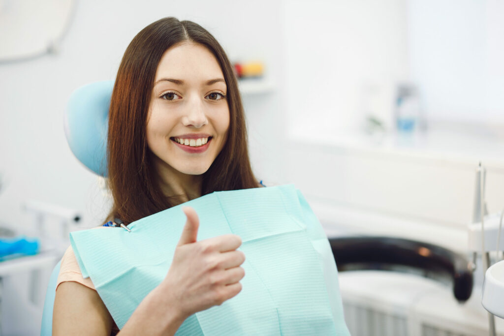 Natural vs. Professional Teeth Whitening: Which Works Better for a Brighter Smile?